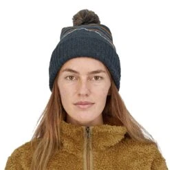 Bonnet Patagonia Bonnet Patagonia Powder Town Beanie - Fitz Roy Stripe Knit / Smolder Blue